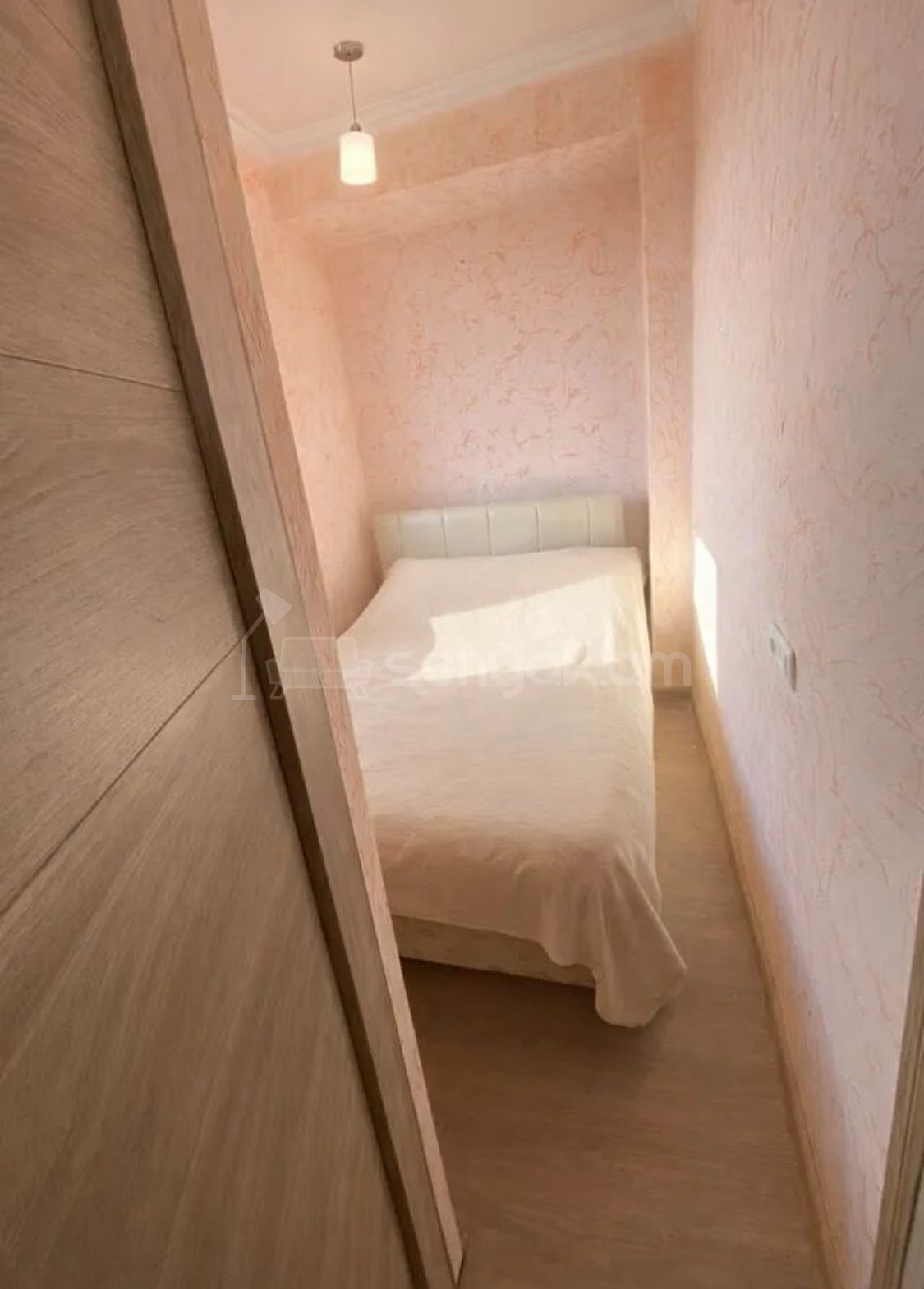 3 Սենյականոց Բնակարան, 44քմ, 9/9 հարկ, Կապիտալ Վերանորոգված