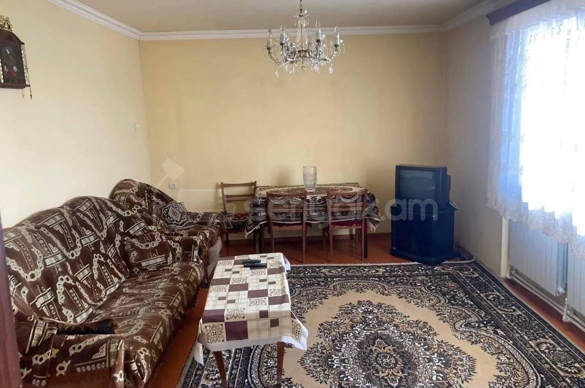 3 Սենյականոց Սեփական Տուն, 191քմ, Նորմալ Վիճակում, Կահավորված, Ավտոտնակով