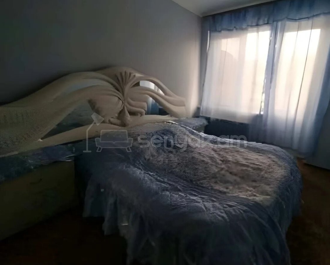 3 Սենյականոց Բնակարան Քարե Շենքում, 85քմ, 4/4 հարկ, Կոսմետիկ Վերանորոգված, Կահավորված