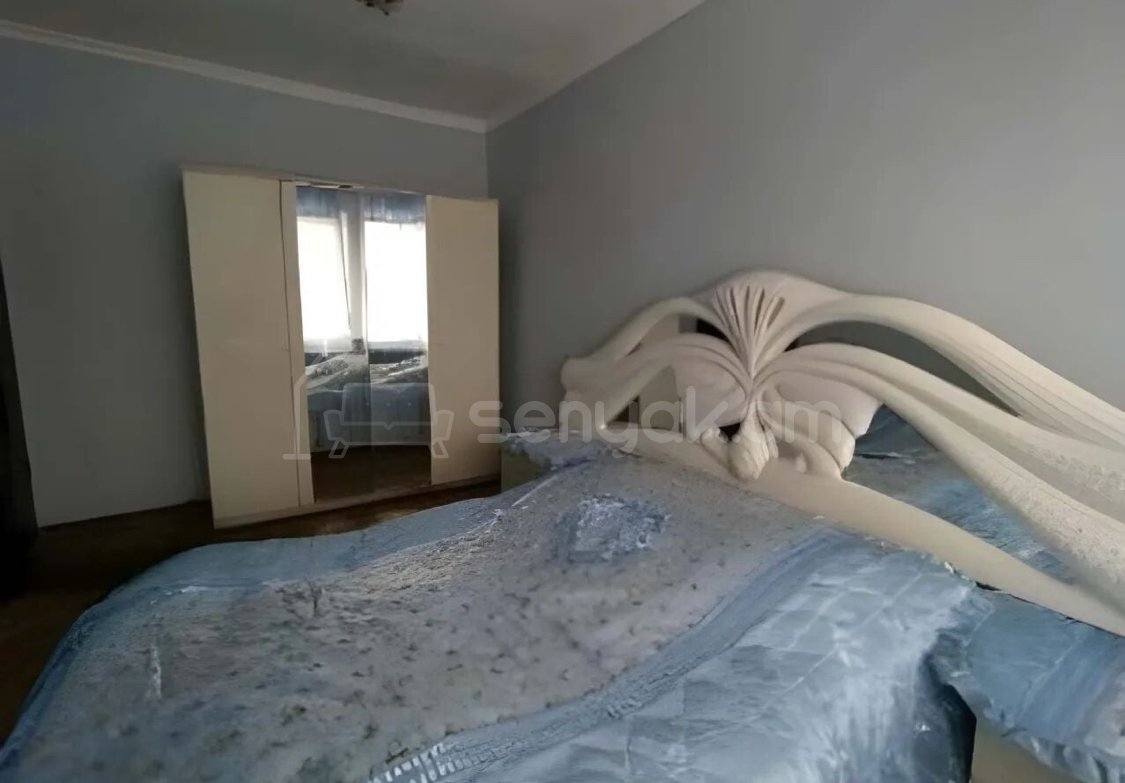 3 Սենյականոց Բնակարան Քարե Շենքում, 85քմ, 4/4 հարկ, Կոսմետիկ Վերանորոգված, Կահավորված