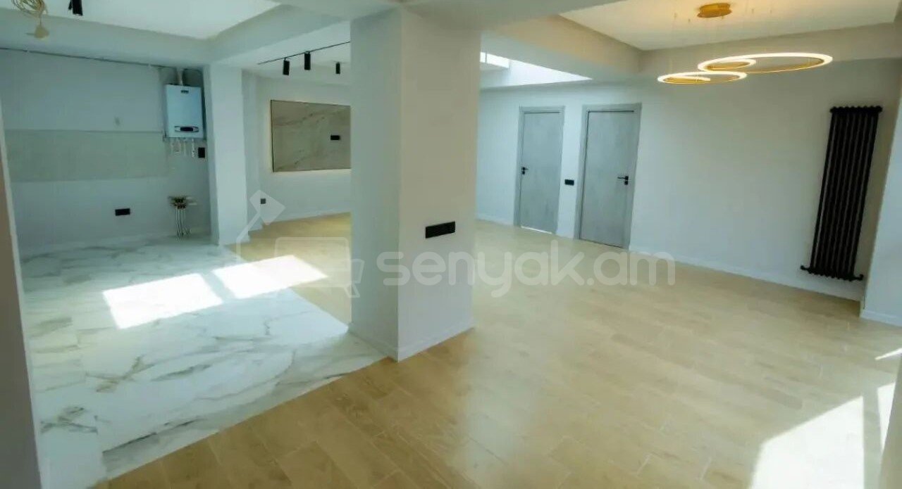 3 Սենյականոց Բնակարան Քարե Շենքում, 76քմ, 4/5 հարկ, Կապիտալ Վերանորոգված