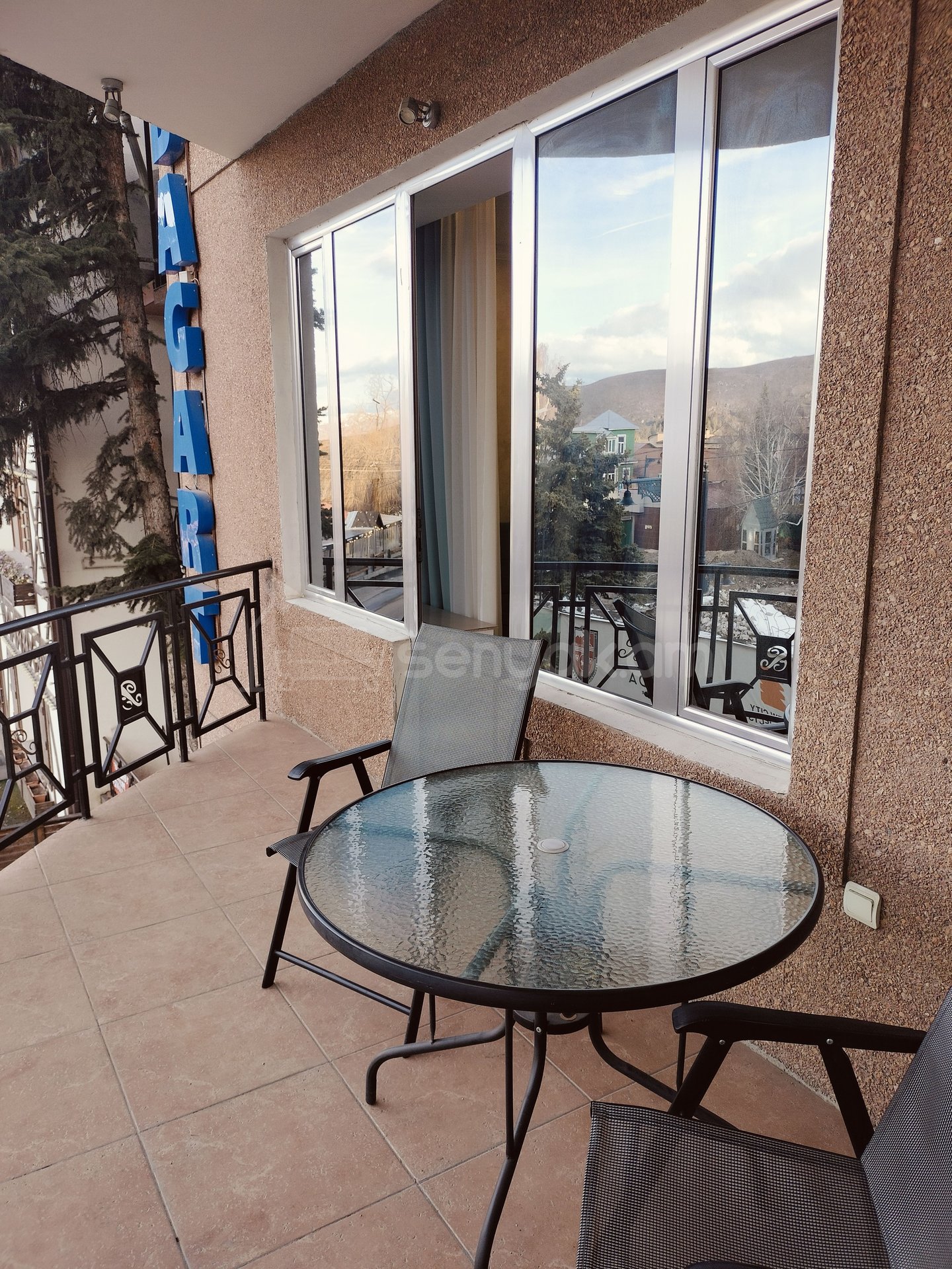 1 Սենյականոց Բնակարան Նորակառույցում, 30քմ, 2/3 հարկ, Դիզայներական Վերանորոգված