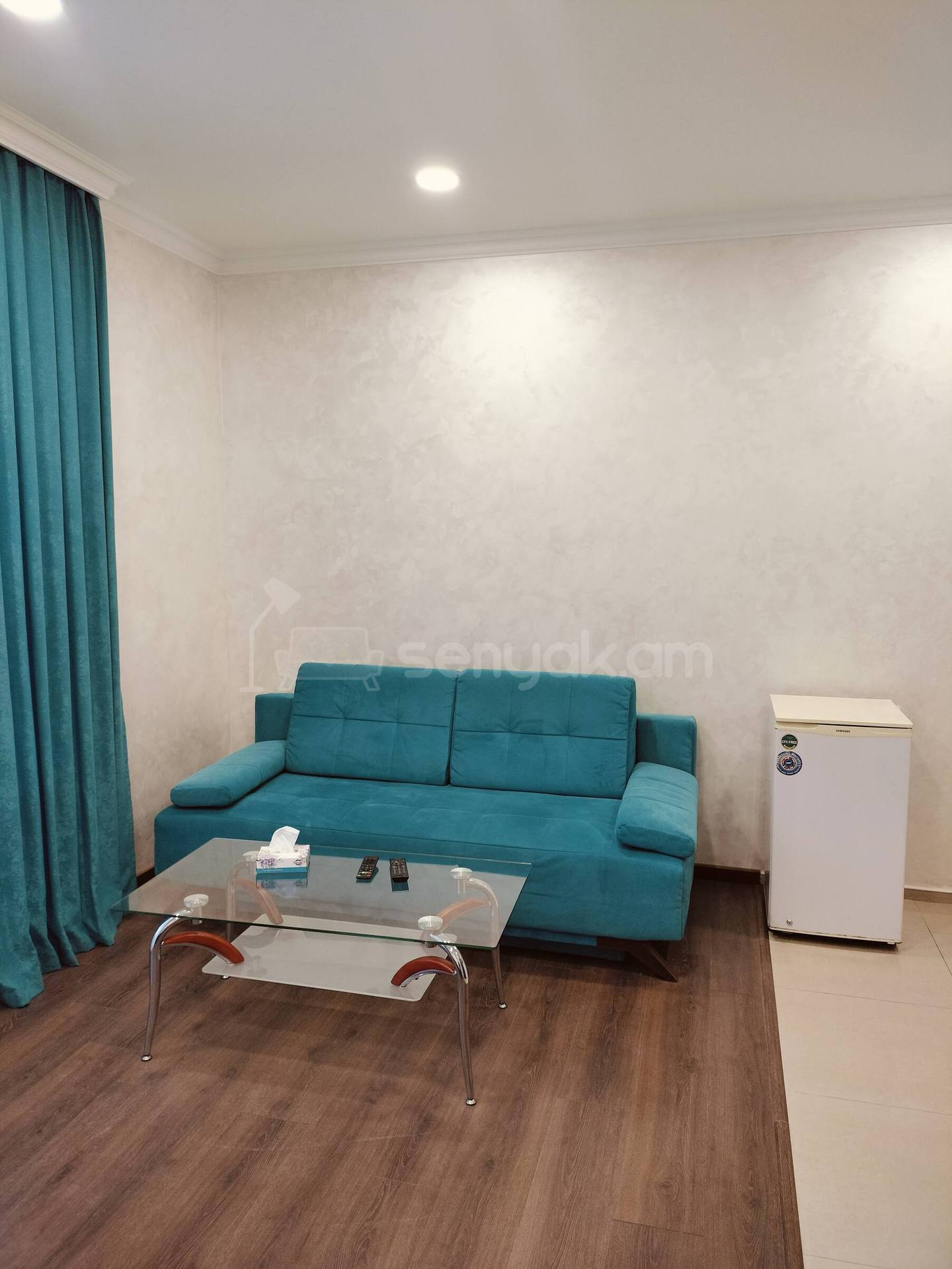 1 Սենյականոց Բնակարան Նորակառույցում, 30քմ, 2/3 հարկ, Դիզայներական Վերանորոգված