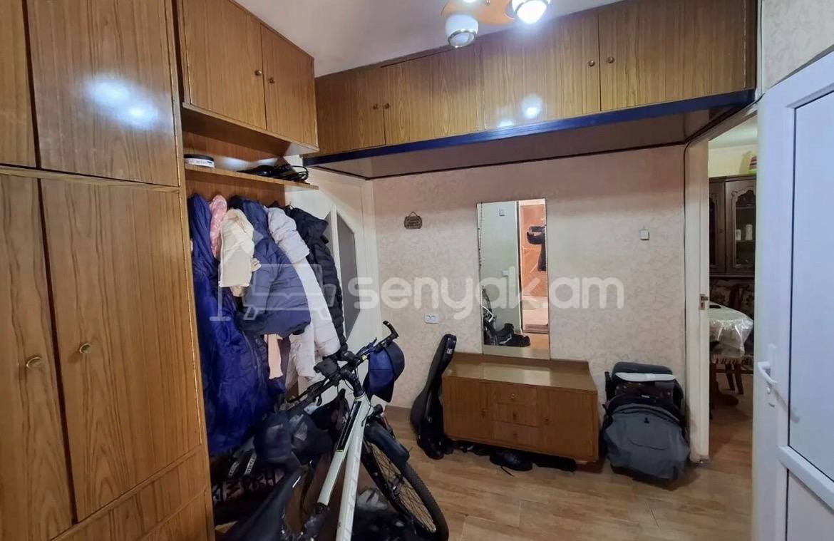 2 Սենյականոց Բնակարան Քարե Շենքում, 50քմ, 4/4 հարկ, Կապիտալ Վերանորոգված