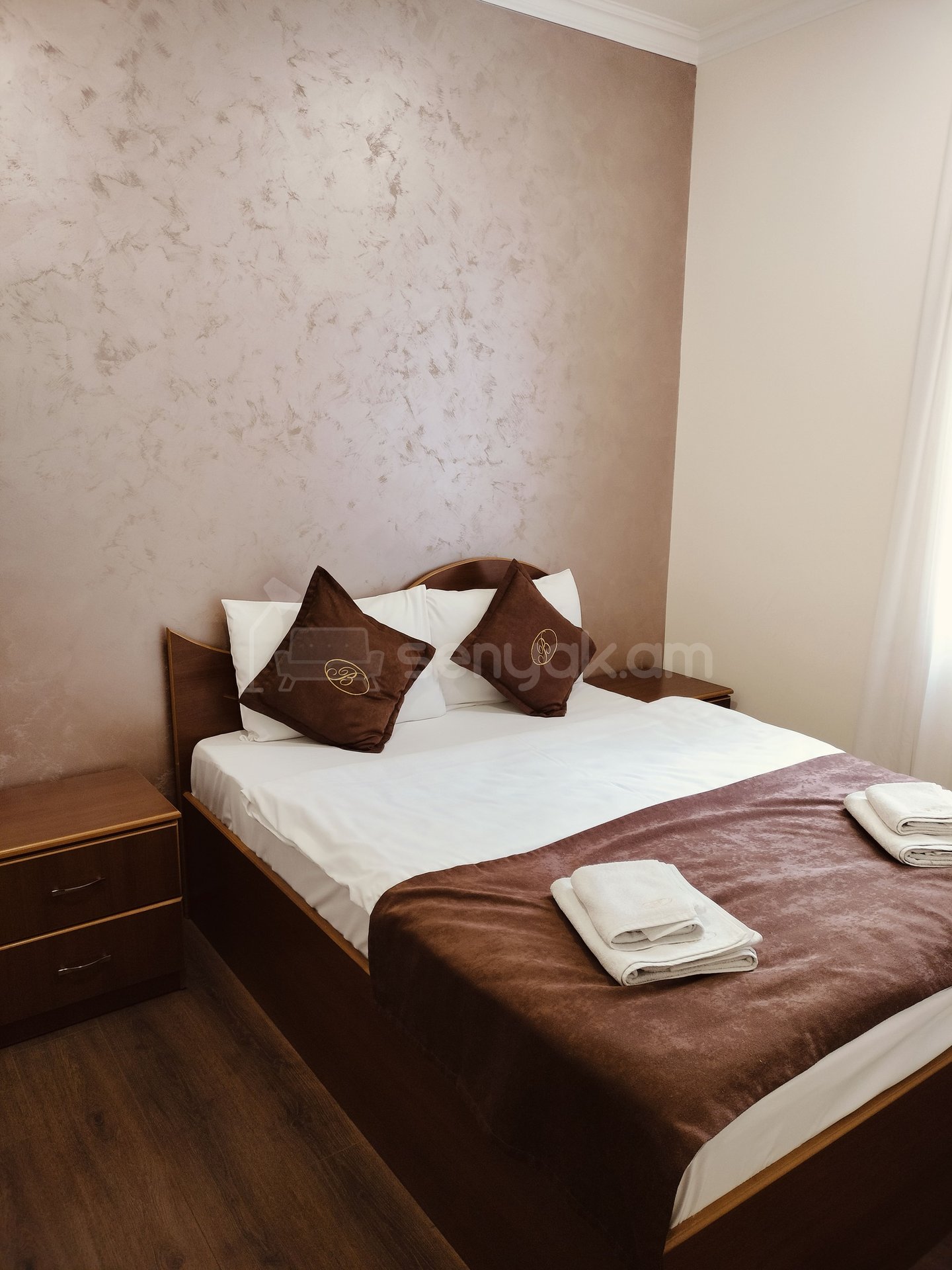 2 Սենյականոց Բնակարան Նորակառույցում, 30քմ, 2/3 հարկ, Դիզայներական Վերանորոգված