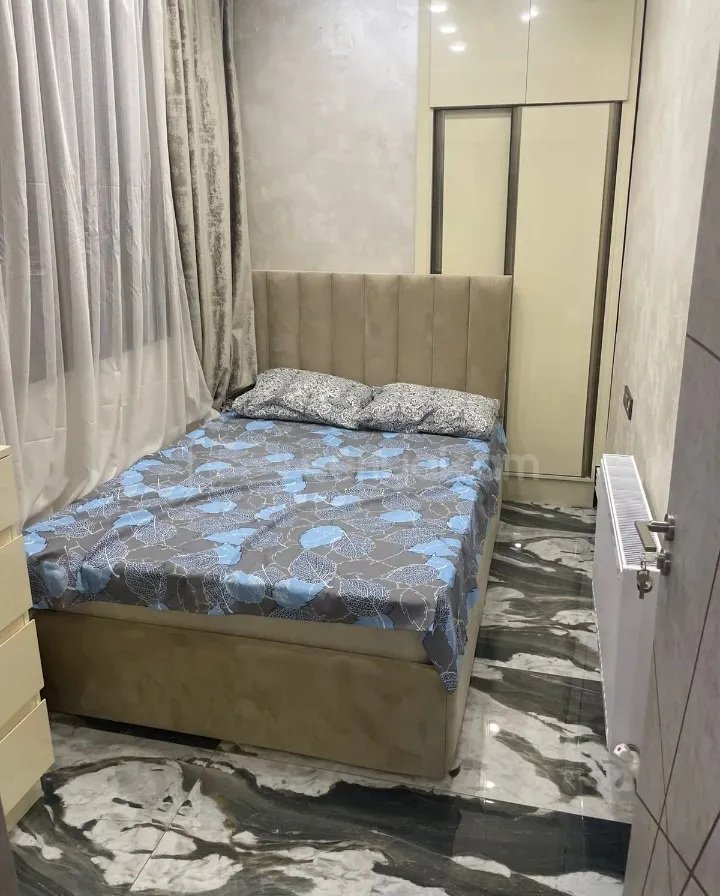 2 Սենյականոց Բնակարան Քարե Շենքում, 55քմ, 3/5 հարկ, Դիզայներական Վերանորոգված, Կահավորված