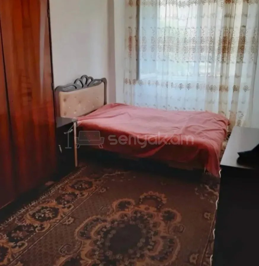 3 Սենյականոց Բնակարան, 70քմ, 2/9 հարկ, Նորմալ Վիճակում, Կահավորված