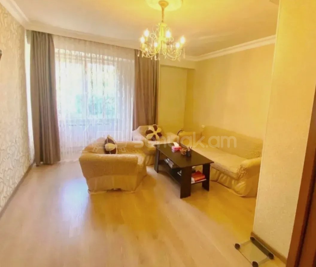 3 Սենյականոց Բնակարան, 70քմ, 2/9 հարկ, Նորմալ Վիճակում, Կահավորված