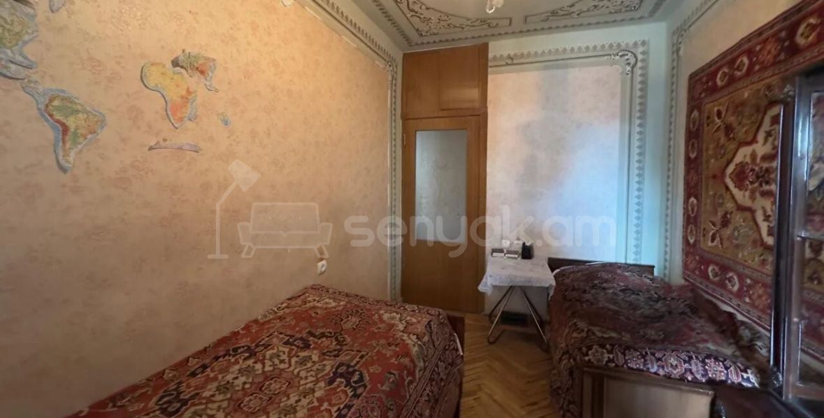 3 Սենյականոց Բնակարան Քարե Շենքում, 100քմ, 2/5 հարկ, Կոսմետիկ Վերանորոգված