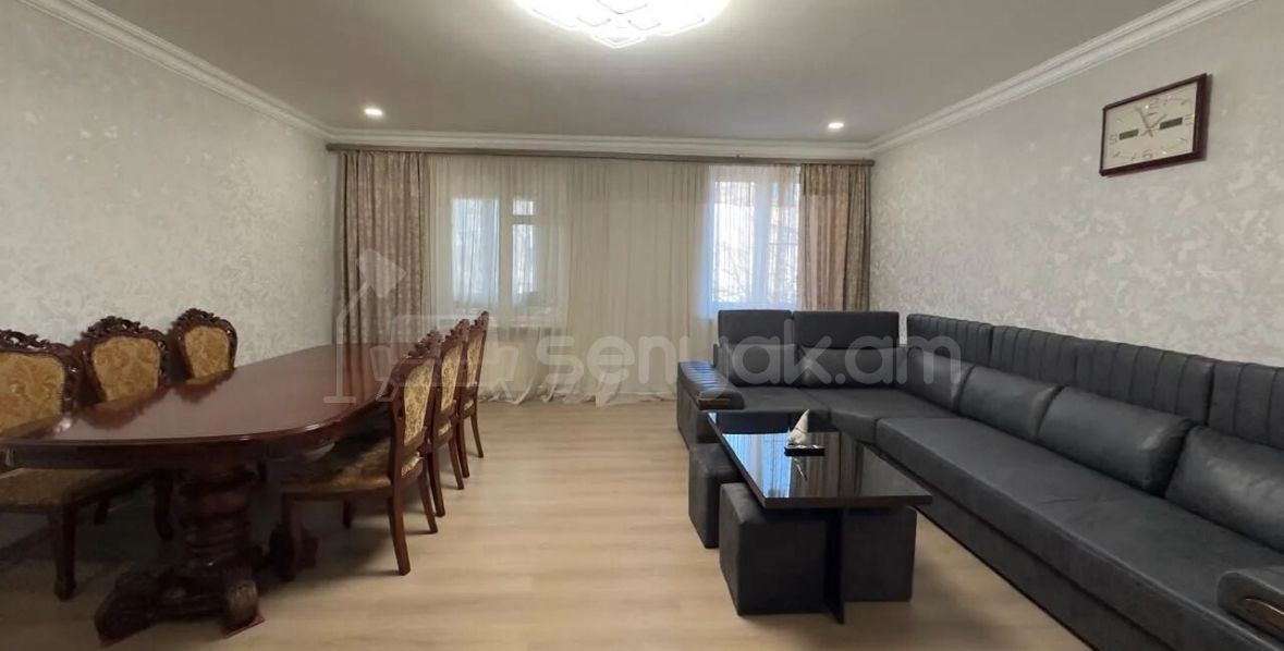 3 Սենյականոց Բնակարան Քարե Շենքում, 100քմ, 2/5 հարկ, Կոսմետիկ Վերանորոգված