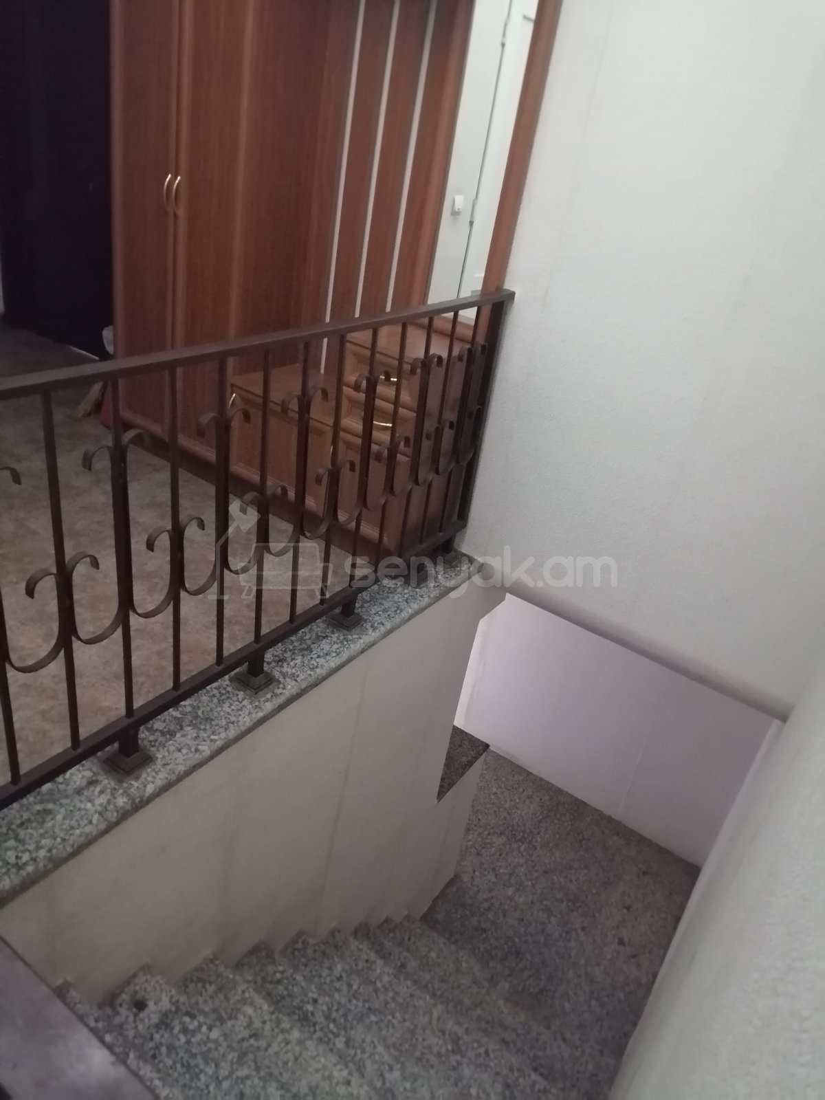 6 Սենյականոց Սեփական Տուն, 160քմ, Նորմալ Վիճակում, Ավտոտնակով