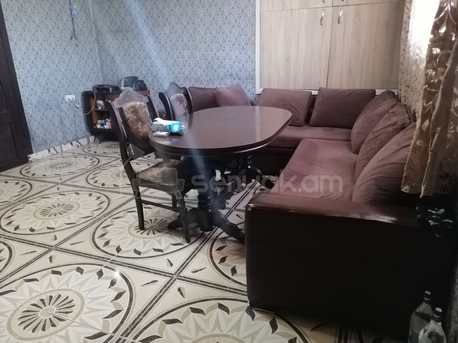 6 Սենյականոց Սեփական Տուն, 160քմ, Նորմալ Վիճակում, Ավտոտնակով