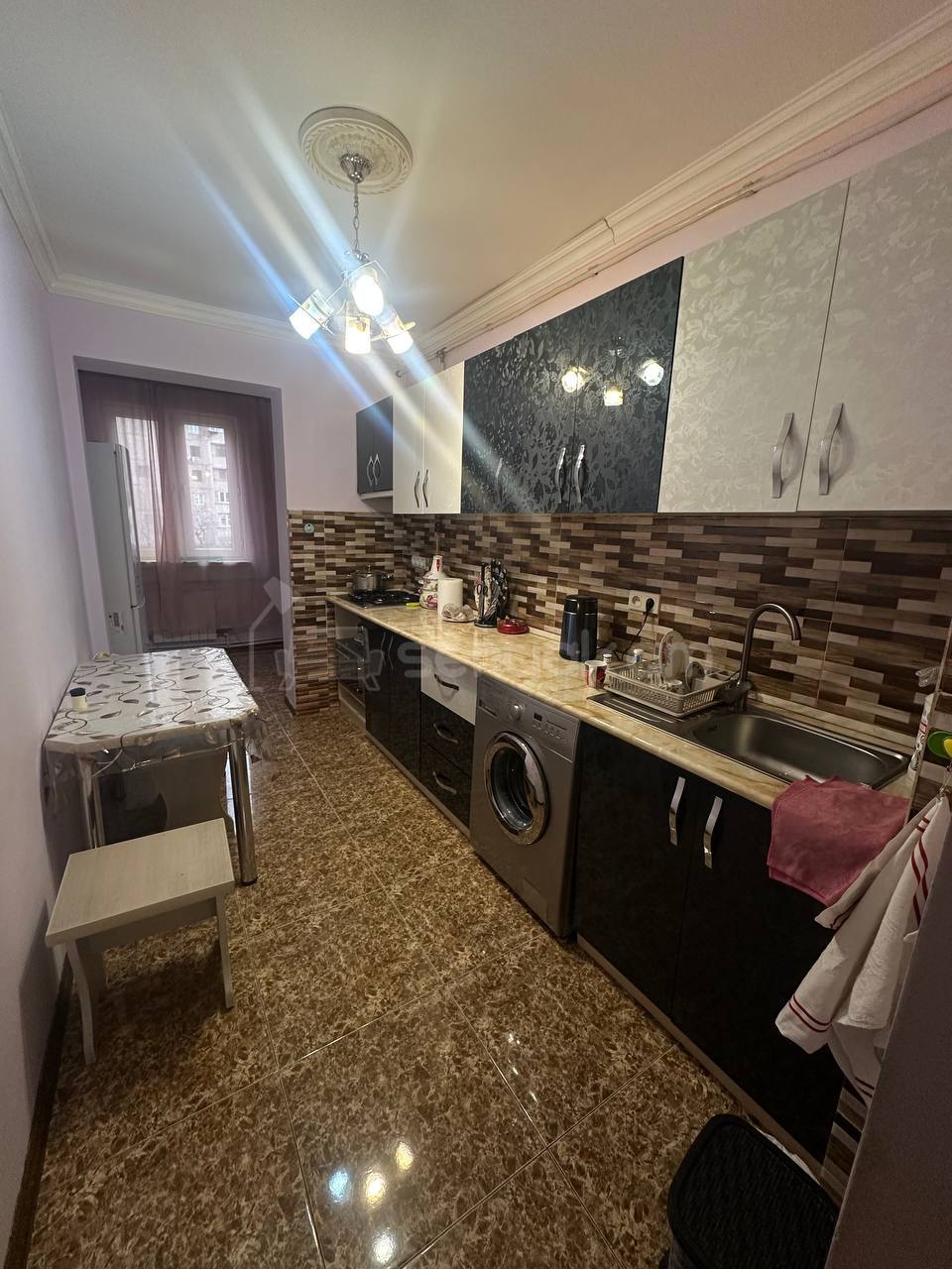 3 Սենյականոց Բնակարան, 90քմ, 3/9 հարկ, Կապիտալ Վերանորոգված