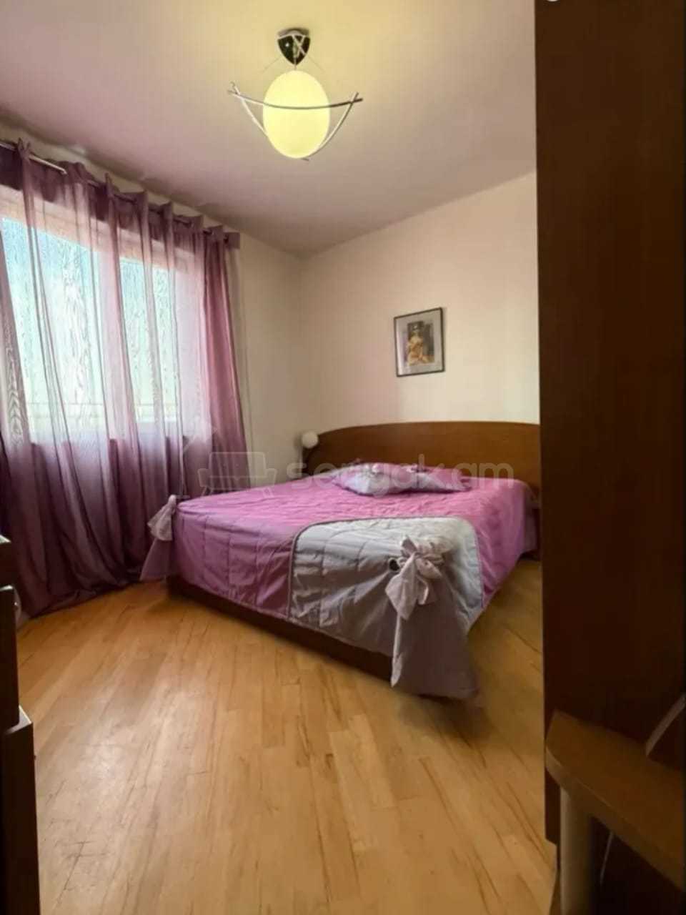 3 Սենյականոց Բնակարան, 275քմ, 4/12 հարկ, Կապիտալ Վերանորոգված