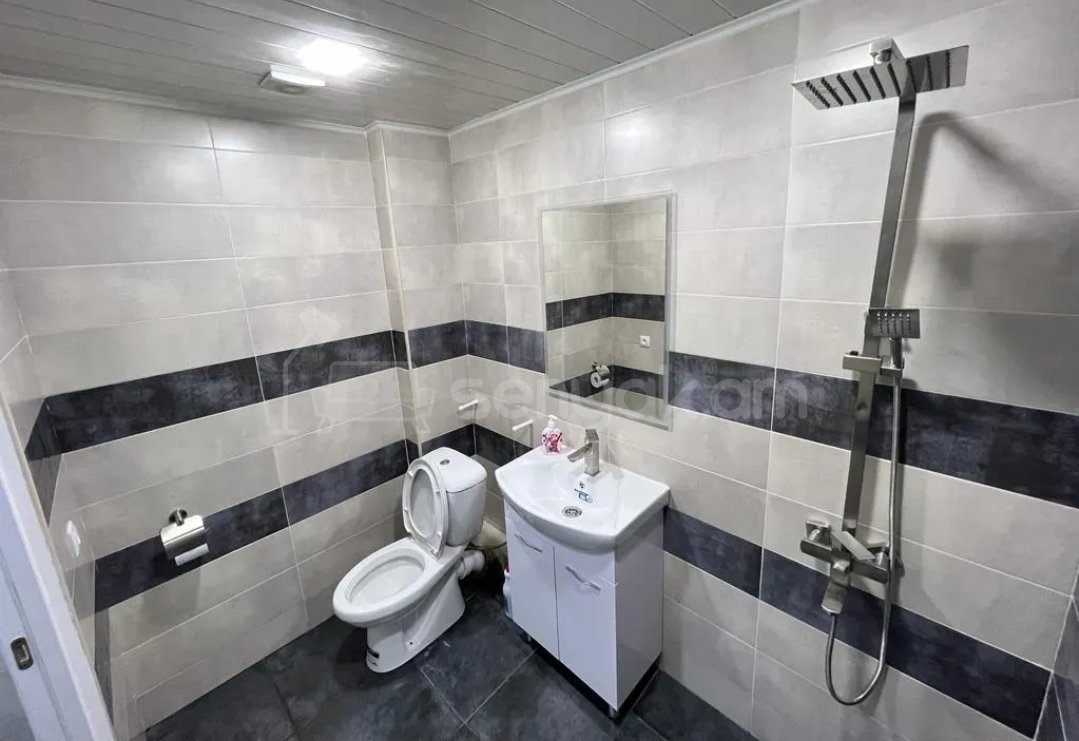 3 Սենյականոց Բնակարան, 65քմ, 7/12 հարկ, Կապիտալ Վերանորոգված