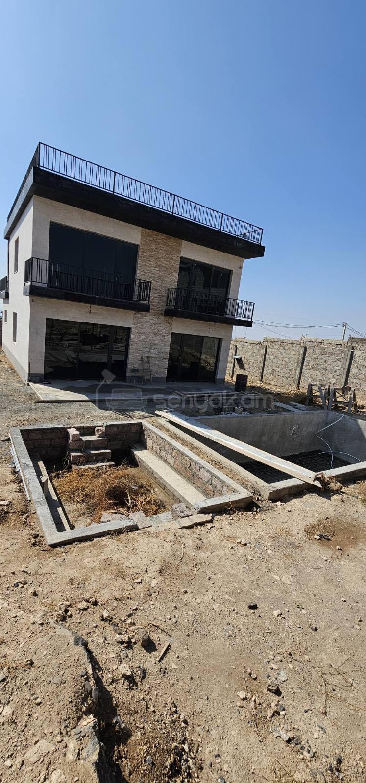 5 Սենյականոց Սեփական Տուն, 141քմ