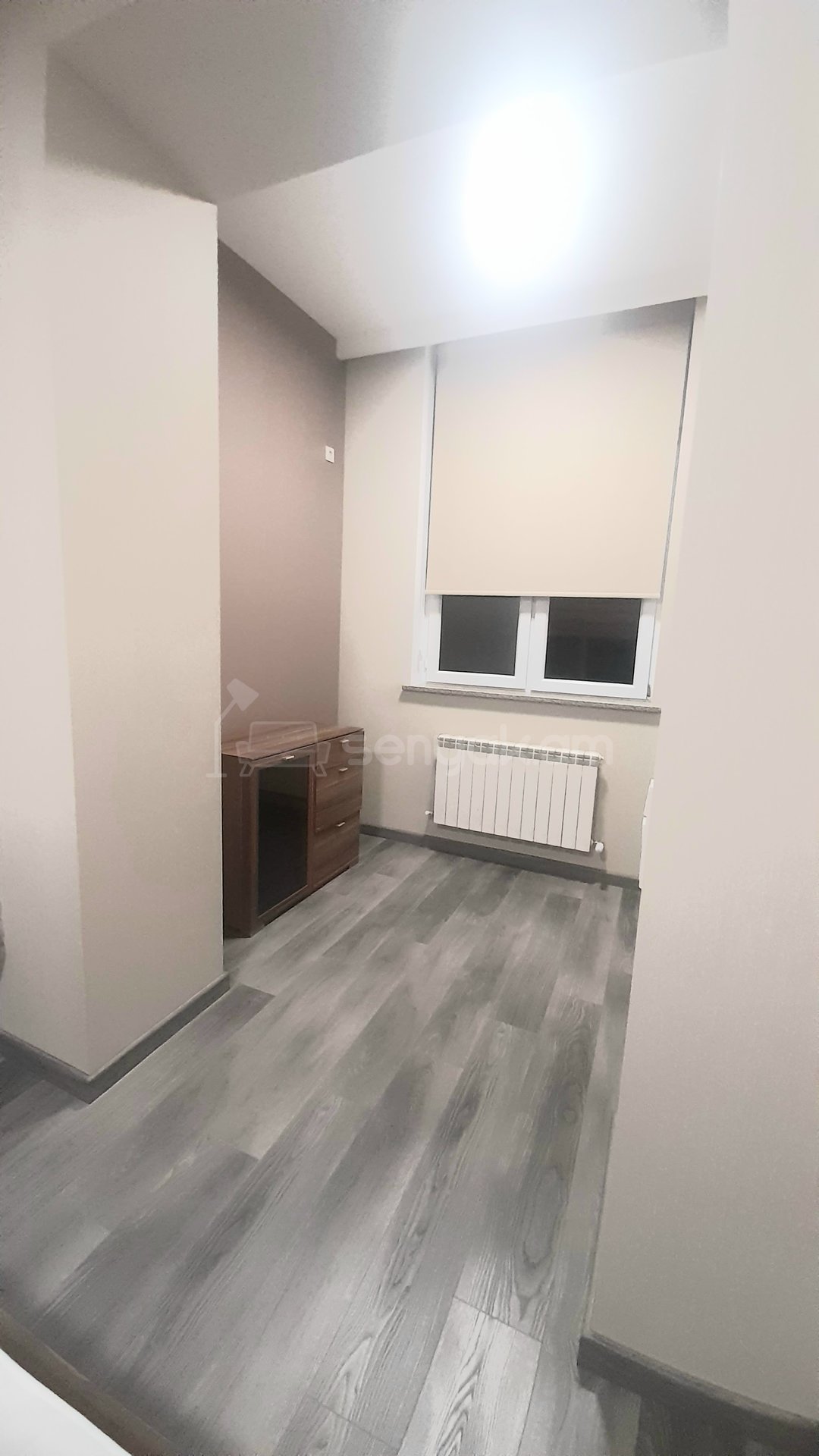 2 Սենյականոց Բնակարան Քարե Շենքում, 75քմ, 4/5 հարկ, Կապիտալ Վերանորոգված, Կահավորված, Արևկող