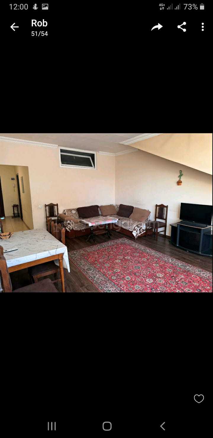 2 Սենյականոց Բնակարան Քարե Շենքում, 65քմ, 4/4 հարկ, Նորմալ Վիճակում, Կահավորված