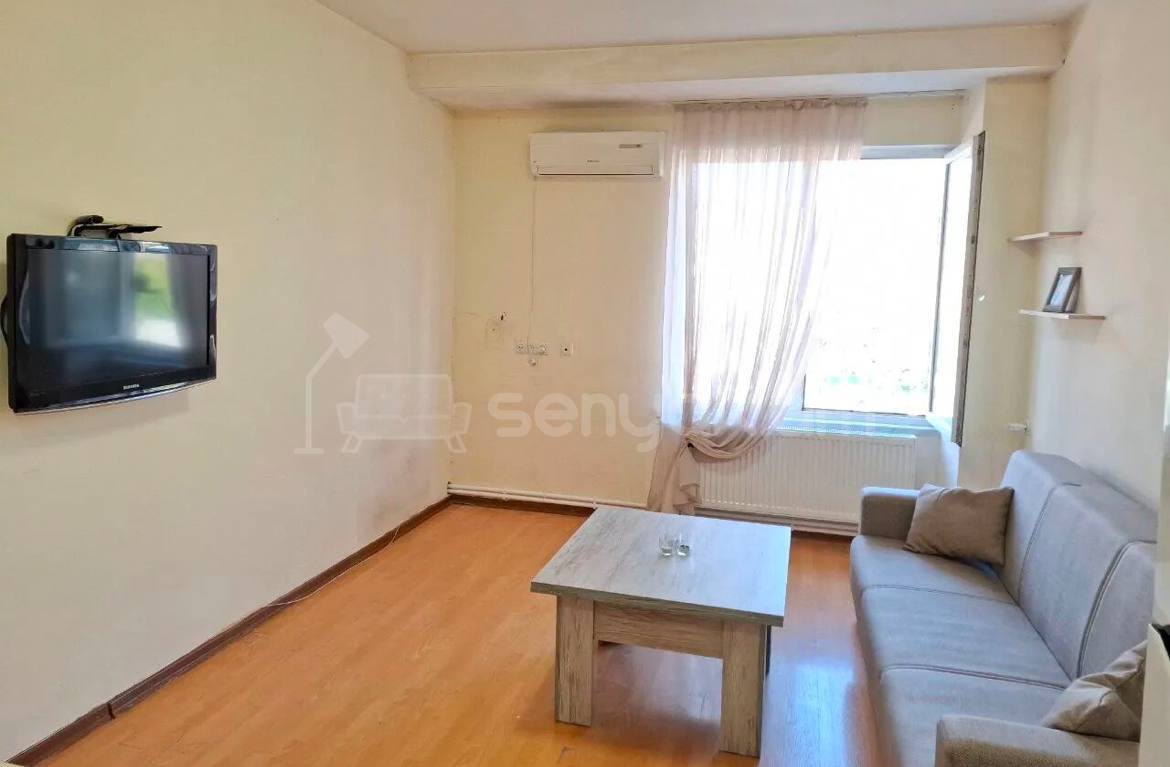 2 Սենյականոց Բնակարան, 42քմ, 10/10 հարկ, Կապիտալ Վերանորոգված, Կահավորված, Արևկող