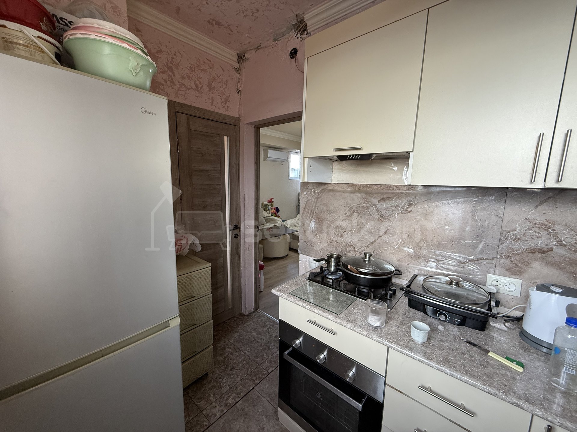 3 Սենյականոց Բնակարան, 45քմ, 9/9 հարկ, Կապիտալ Վերանորոգված