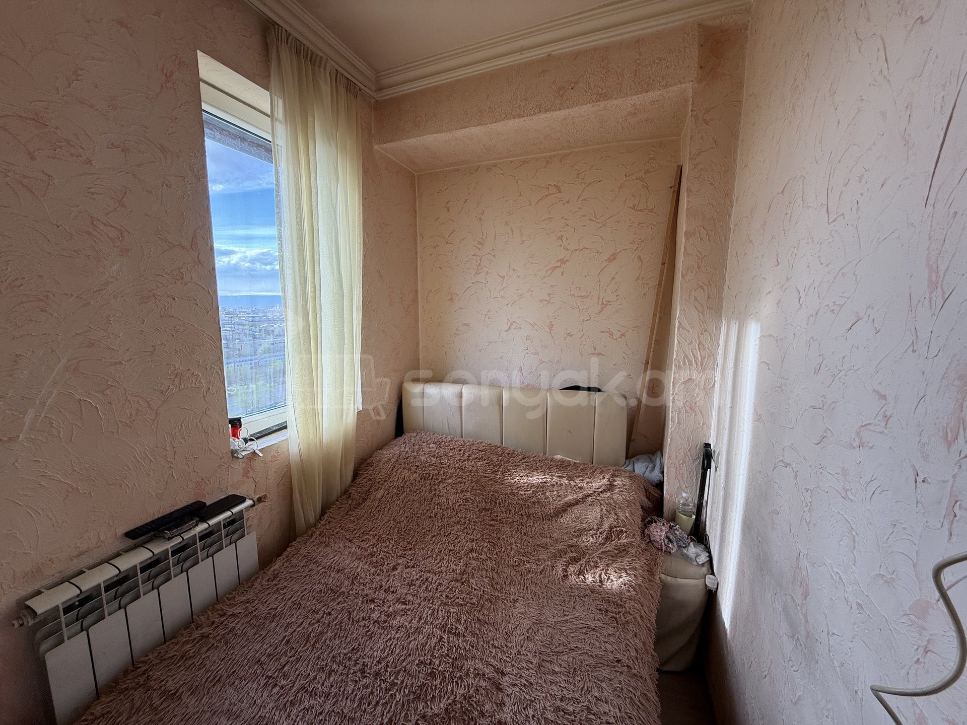 3 Սենյականոց Բնակարան, 45քմ, 9/9 հարկ, Կապիտալ Վերանորոգված