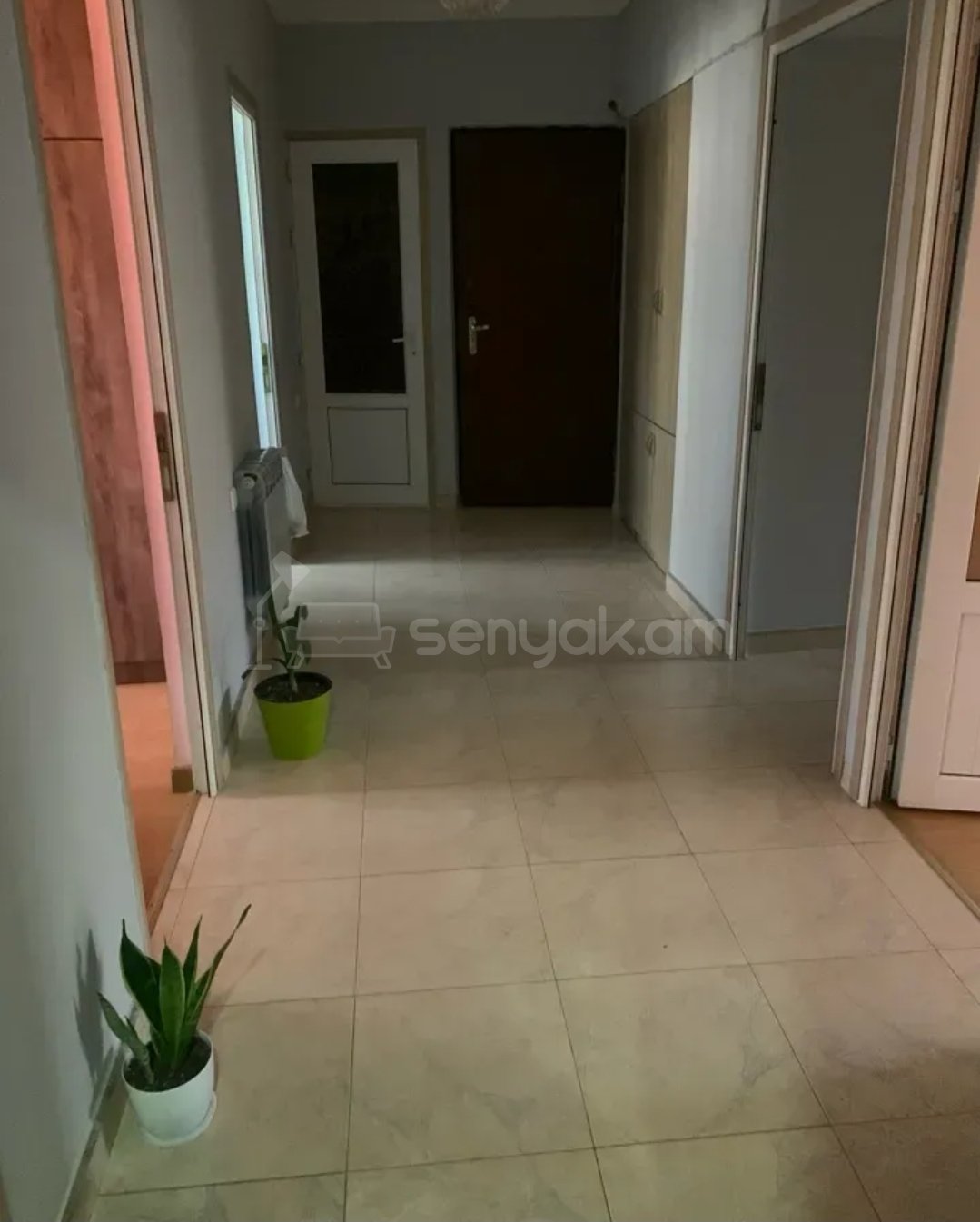 4 Սենյականոց Բնակարան, 87քմ, 1/9 հարկ, Կապիտալ Վերանորոգված, Կահավորված, Արևկող