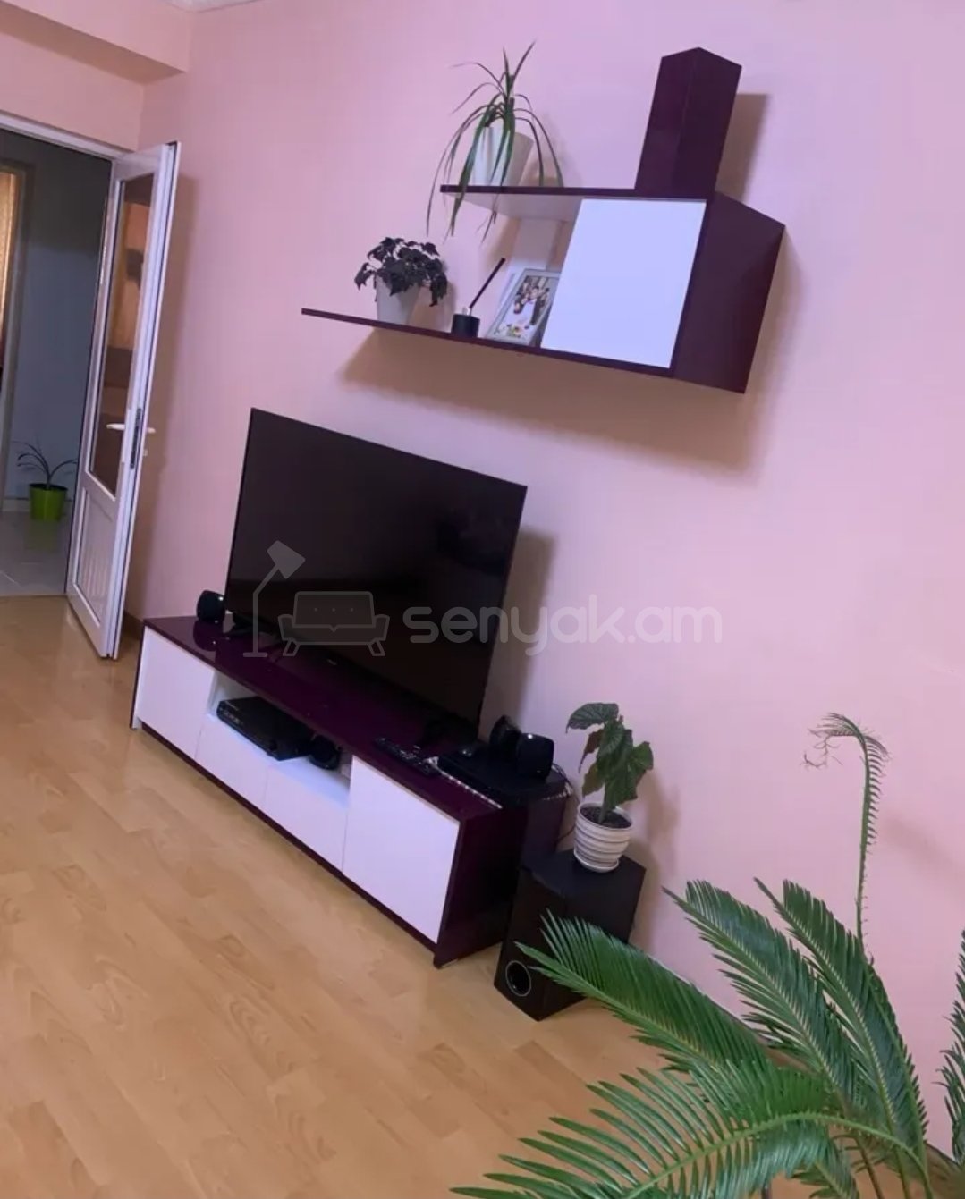 4 Սենյականոց Բնակարան, 87քմ, 1/9 հարկ, Կապիտալ Վերանորոգված, Կահավորված, Արևկող