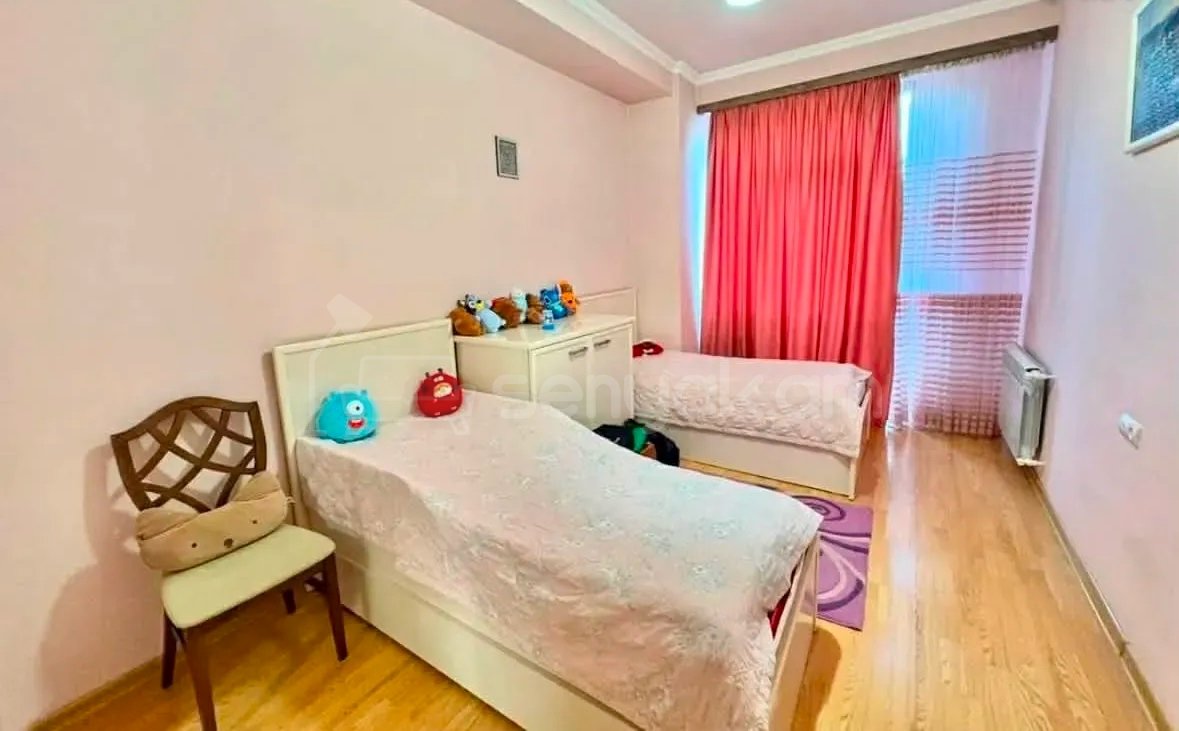 3 Սենյականոց Բնակարան Նորակառույցում, 91քմ, 3/8 հարկ, Կապիտալ Վերանորոգված