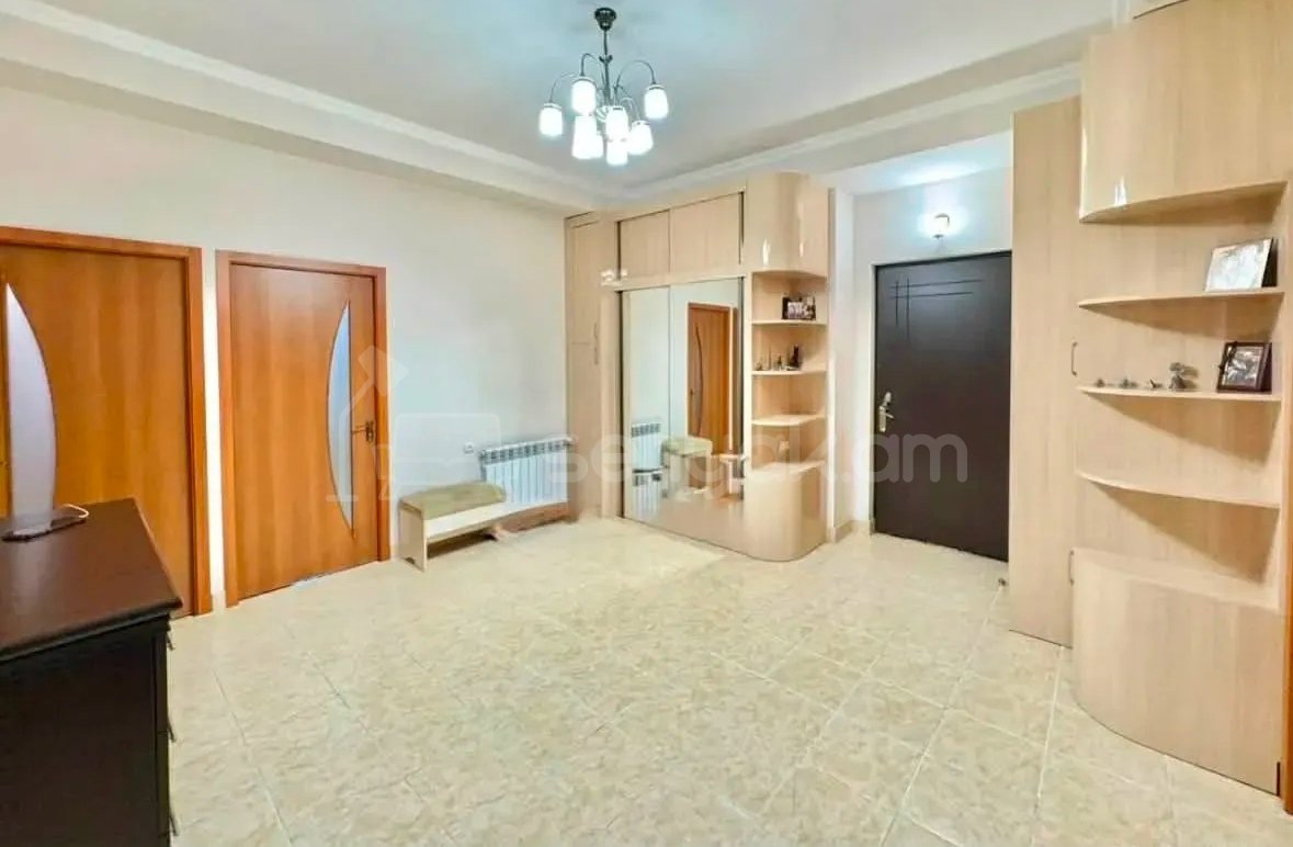 3 Սենյականոց Բնակարան Նորակառույցում, 91քմ, 3/8 հարկ, Կապիտալ Վերանորոգված