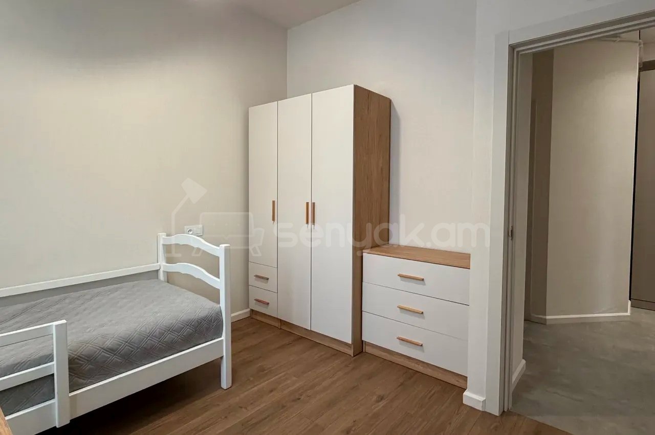 3 Սենյականոց Բնակարան Նորակառույցում, 77քմ, 2/6 հարկ, Դիզայներական Վերանորոգված