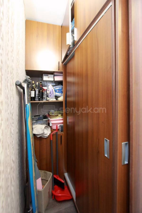 1 Սենյականոց Բնակարան Քարե Շենքում, 45քմ, 3/5 հարկ, Կապիտալ Վերանորոգված