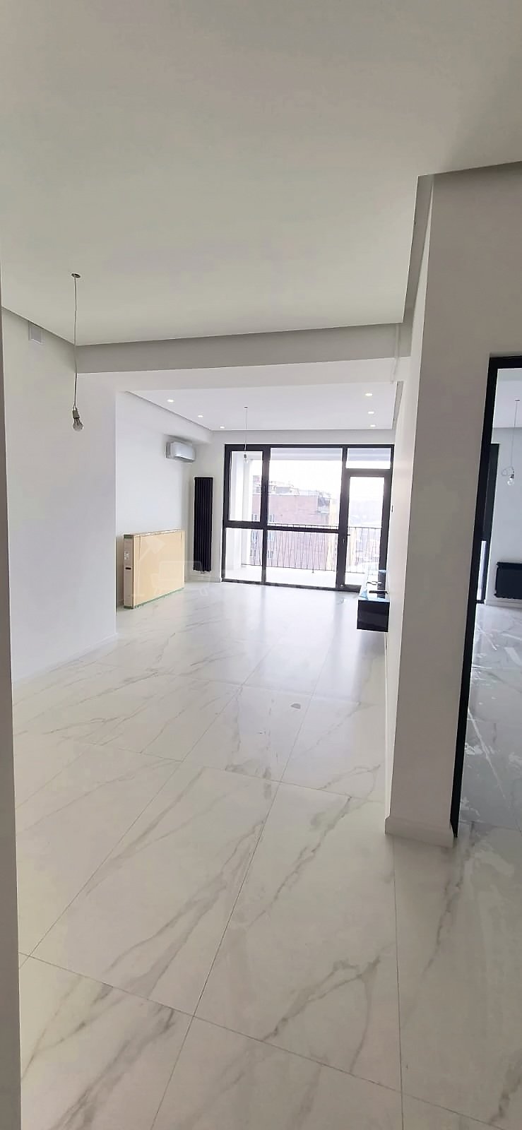 2 Սենյականոց Բնակարան Նորակառույցում, 72քմ, 16/19 հարկ, Կապիտալ Վերանորոգված