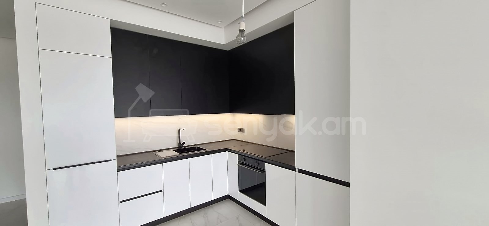 2 Սենյականոց Բնակարան Նորակառույցում, 72քմ, 16/19 հարկ, Կապիտալ Վերանորոգված