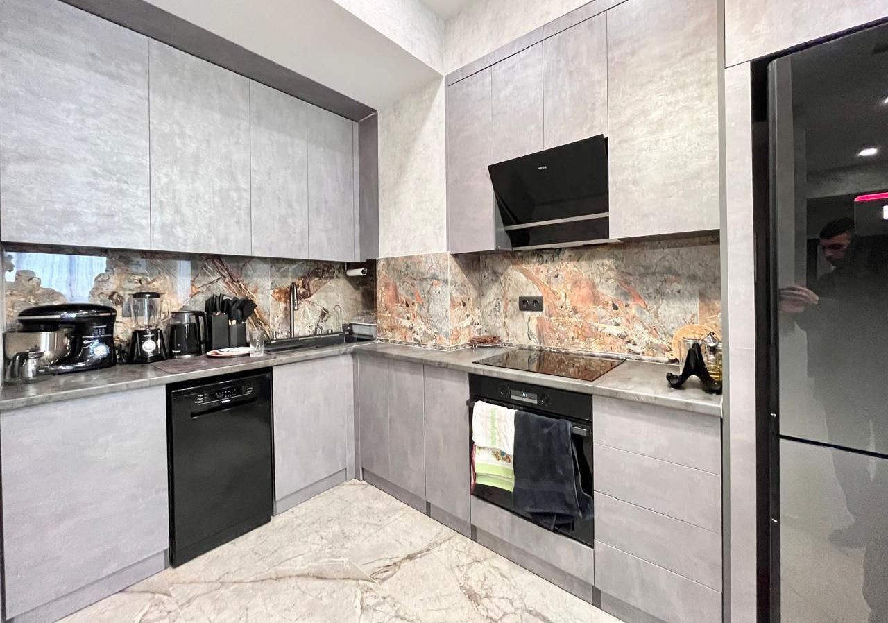 3 Սենյականոց Բնակարան Նորակառույցում, 91քմ, 3/14 հարկ, Կապիտալ Վերանորոգված