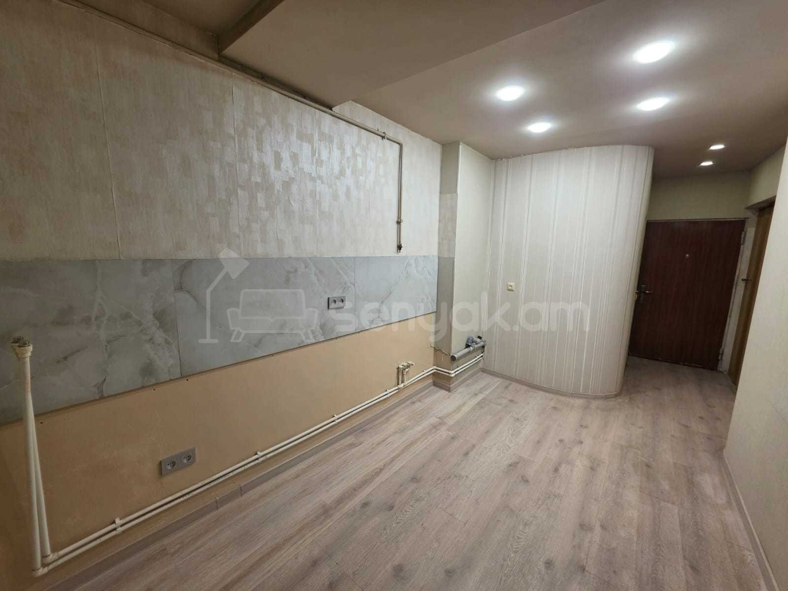 3 Սենյականոց Բնակարան, 53քմ, 9/13 հարկ, Կապիտալ Վերանորոգված