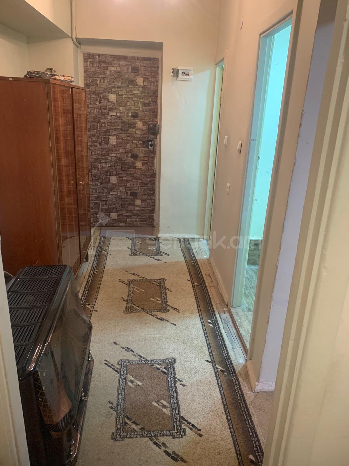 2 Սենյականոց Բնակարան Քարե Շենքում, 49քմ, 5/5 հարկ, Կոսմետիկ Վերանորոգված