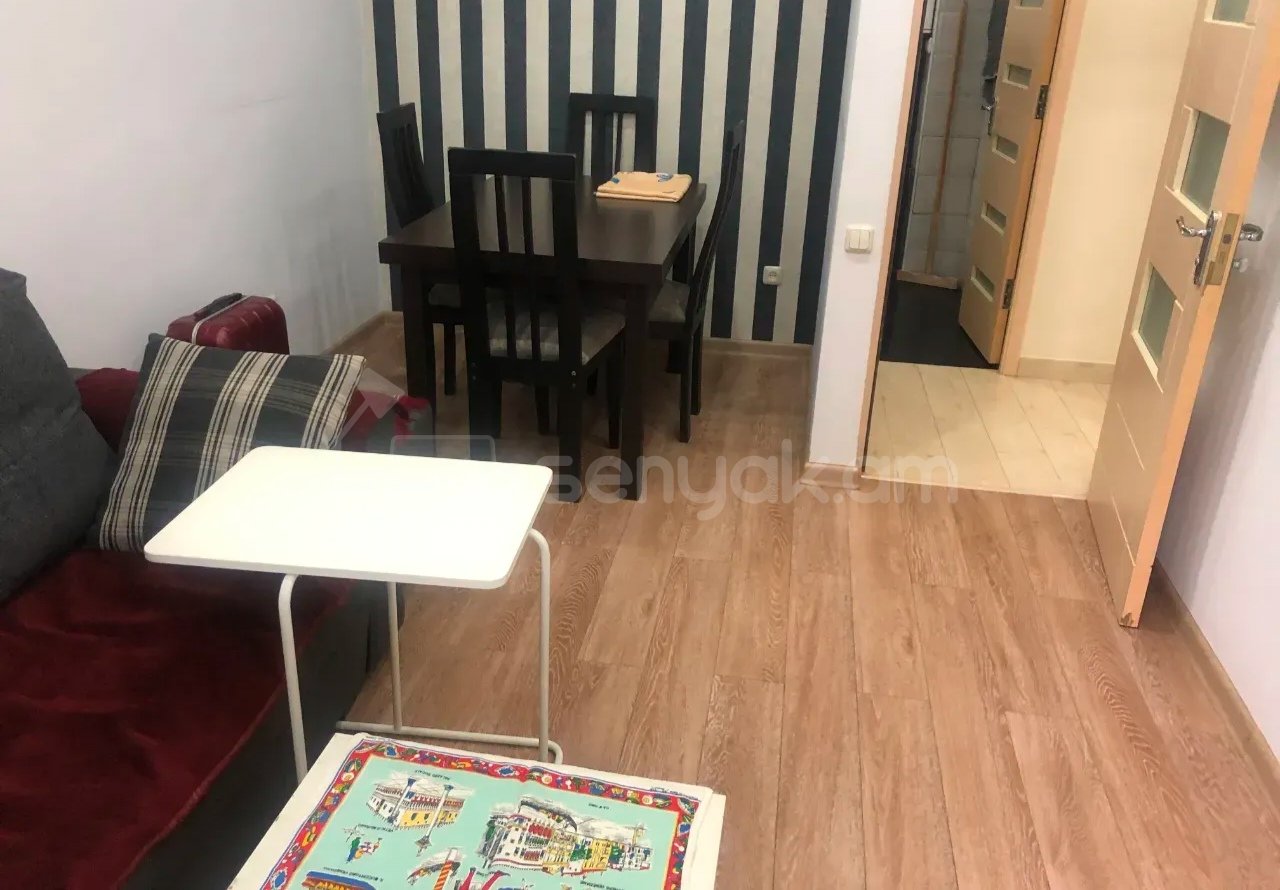 2 Սենյականոց Բնակարան, 50քմ, 1/9 հարկ, Նորմալ Վիճակում, Կահավորված