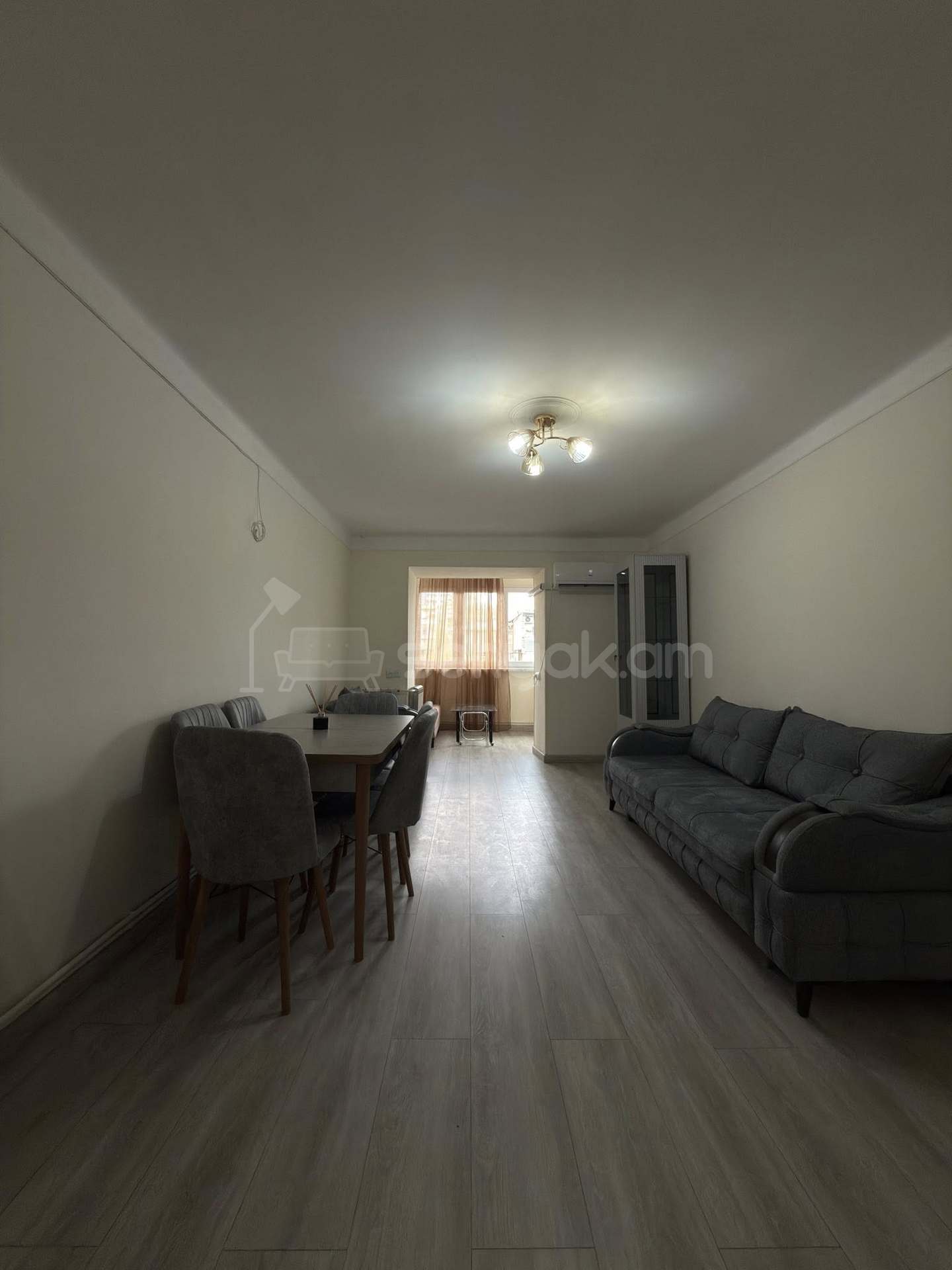 2 Սենյականոց Բնակարան Քարե Շենքում, 60քմ, 4/5 հարկ, Կապիտալ Վերանորոգված, Կահավորված, Արևկող