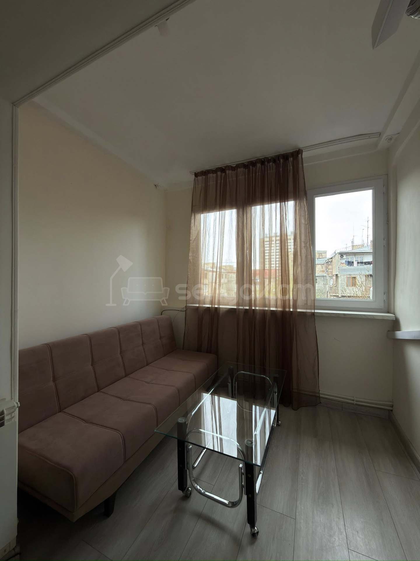 2 Սենյականոց Բնակարան Քարե Շենքում, 60քմ, 4/5 հարկ, Կապիտալ Վերանորոգված, Կահավորված, Արևկող