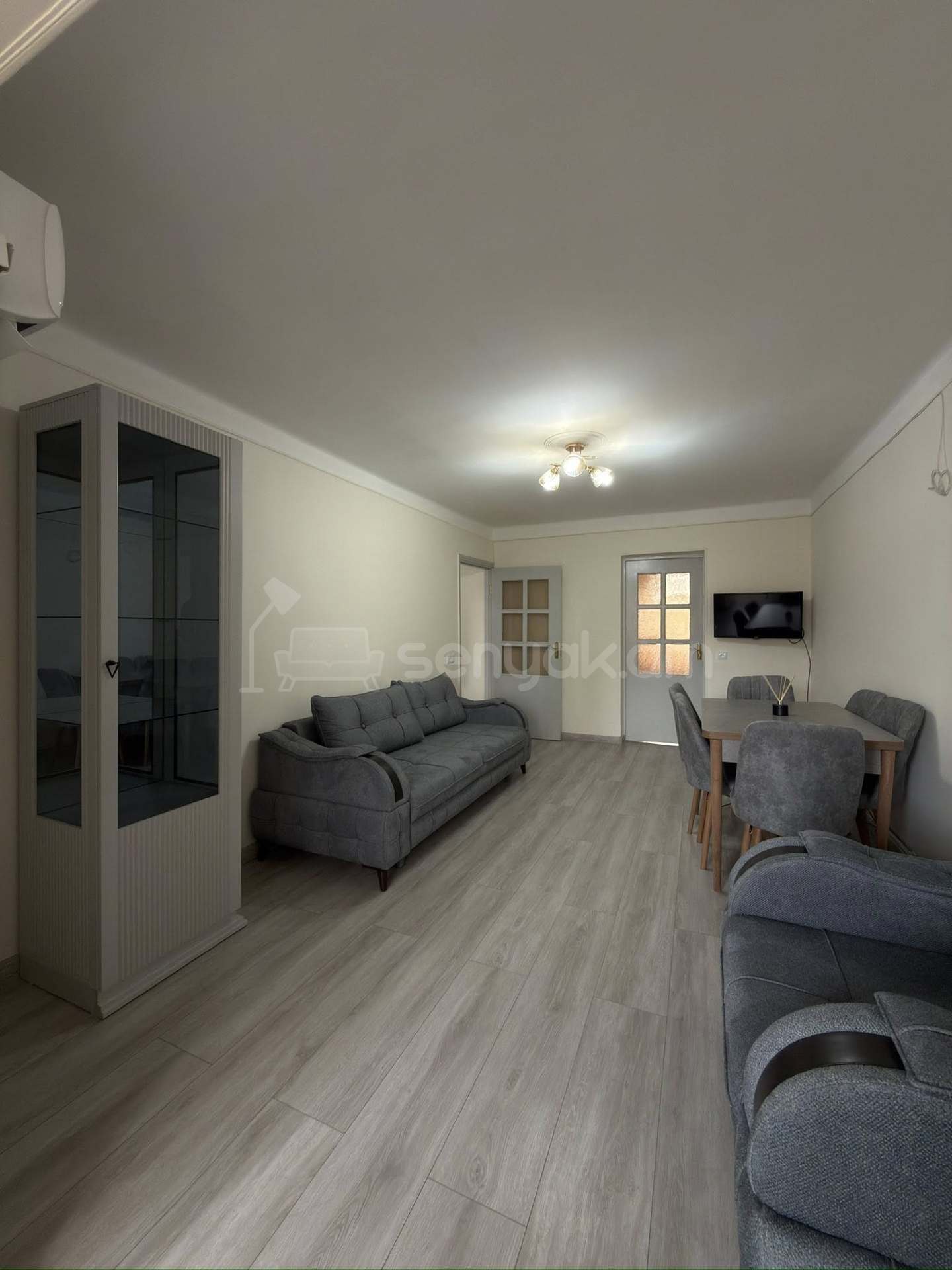 2 Սենյականոց Բնակարան Քարե Շենքում, 60քմ, 4/5 հարկ, Կապիտալ Վերանորոգված, Կահավորված, Արևկող