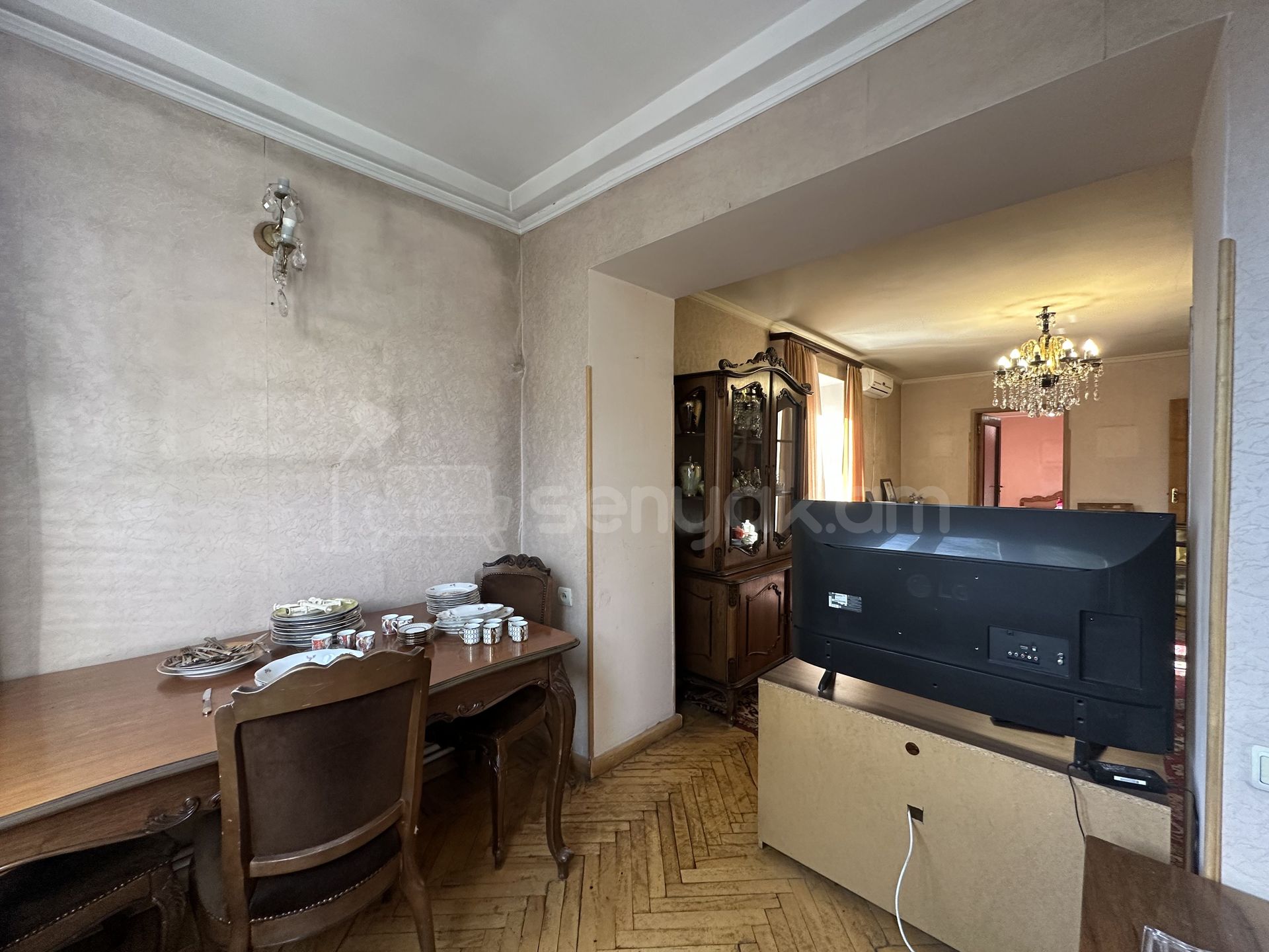 3 Սենյականոց Բնակարան Քարե Շենքում, 75քմ, 2/5 հարկ, Կոսմետիկ Վերանորոգված