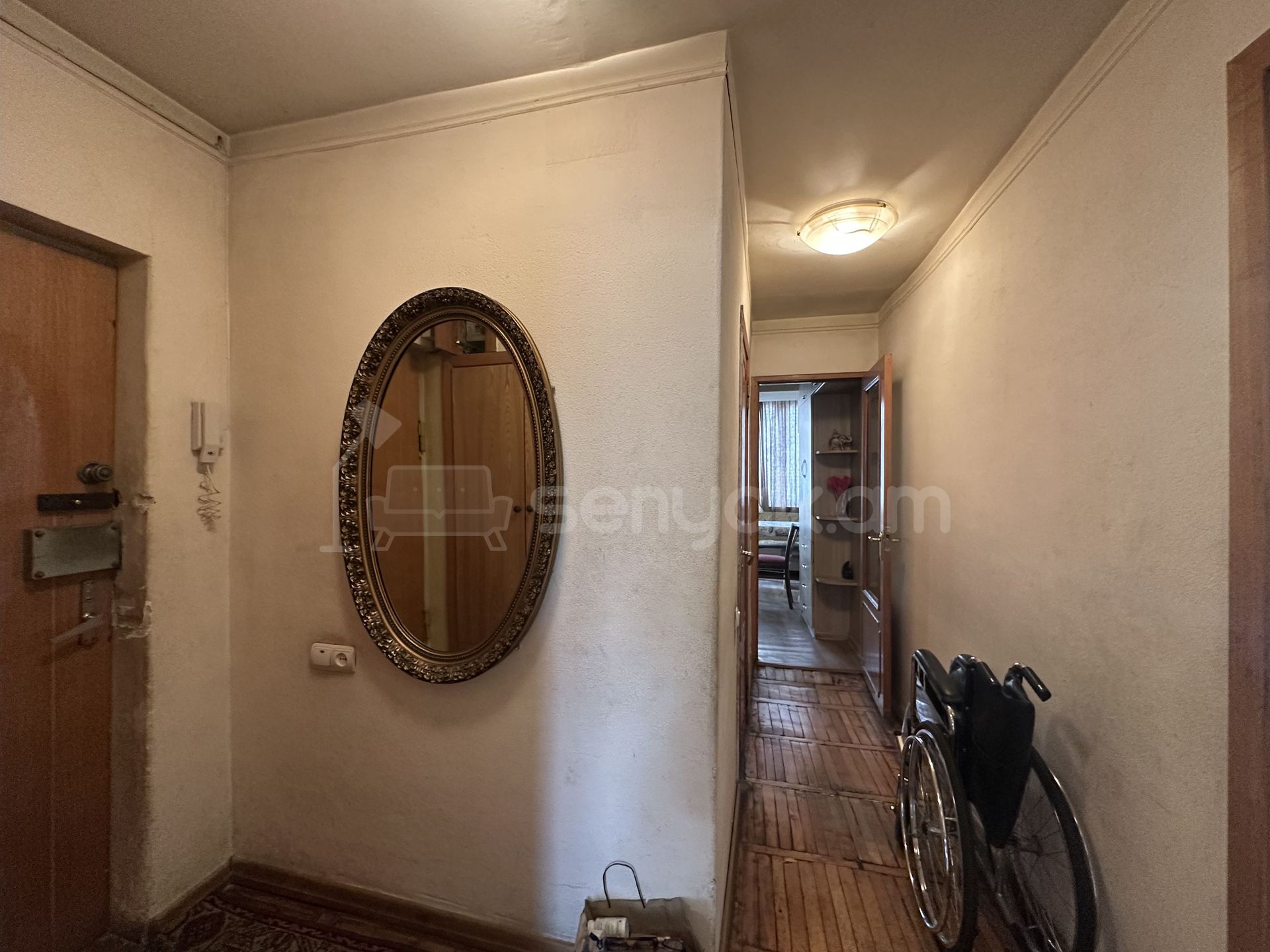 3 Սենյականոց Բնակարան Քարե Շենքում, 75քմ, 2/5 հարկ, Կոսմետիկ Վերանորոգված