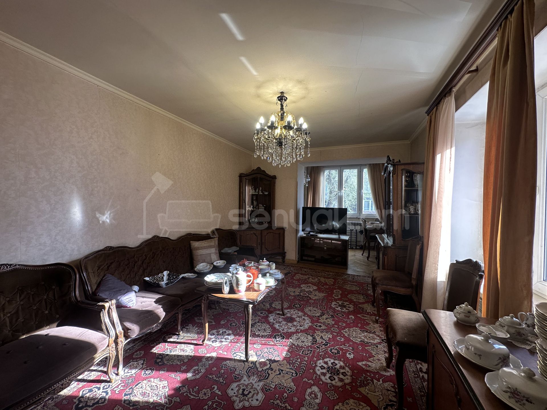 3 Սենյականոց Բնակարան Քարե Շենքում, 75քմ, 2/5 հարկ, Կոսմետիկ Վերանորոգված