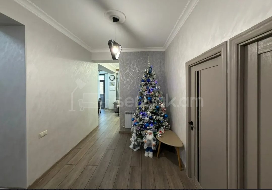 4 Սենյականոց Բնակարան Նորակառույցում, 110քմ, 3/18 հարկ, Կապիտալ Վերանորոգված