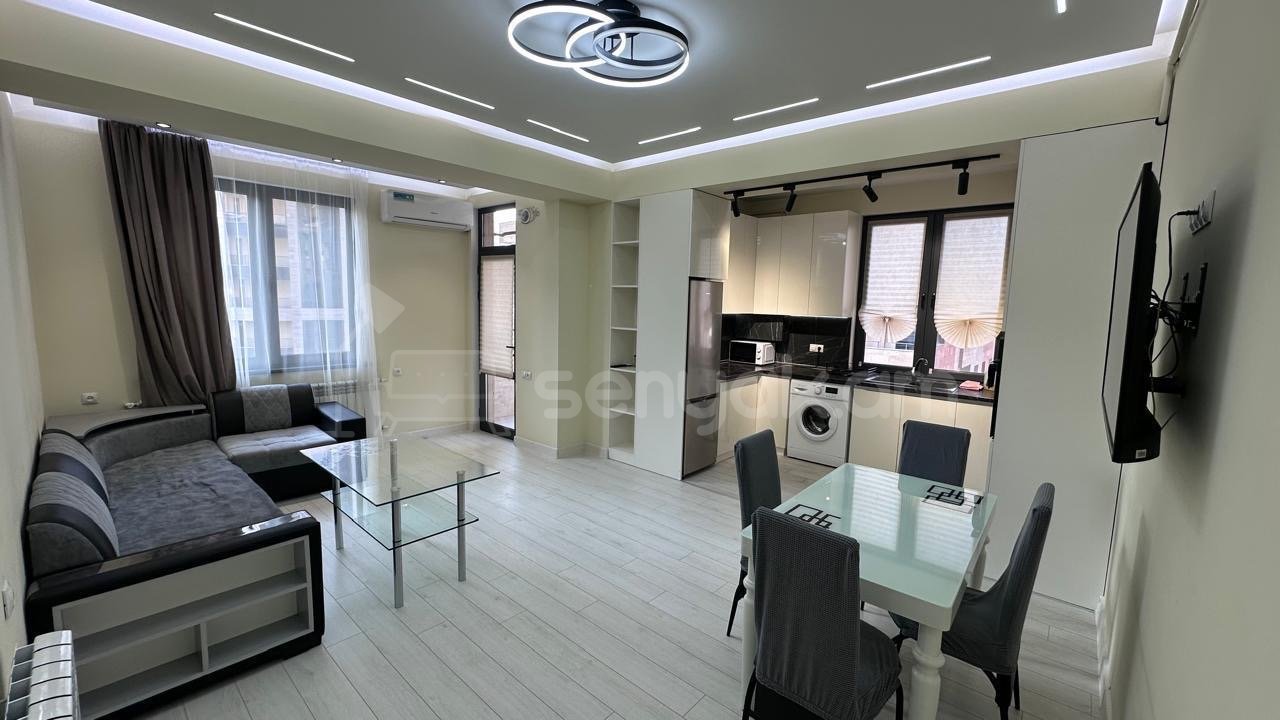 3 Սենյականոց Բնակարան Նորակառույցում, 80քմ, 3/15 հարկ, Կապիտալ Վերանորոգված, Կահավորված