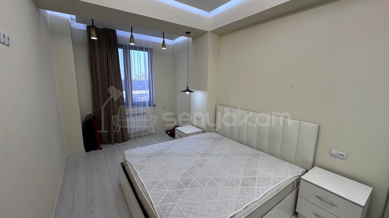 3 Սենյականոց Բնակարան Նորակառույցում, 80քմ, 3/15 հարկ, Կապիտալ Վերանորոգված, Կահավորված