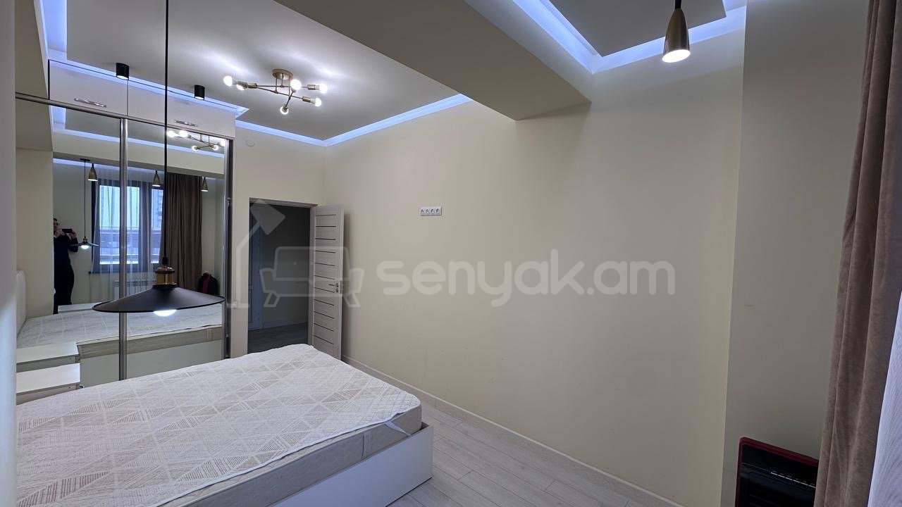 3 Սենյականոց Բնակարան Նորակառույցում, 80քմ, 3/15 հարկ, Կապիտալ Վերանորոգված, Կահավորված