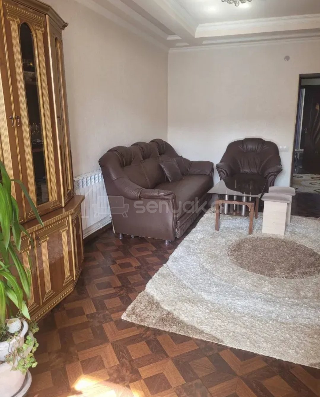 3 Սենյականոց Բնակարան Քարե Շենքում, 62քմ, 4/5 հարկ, Կապիտալ Վերանորոգված