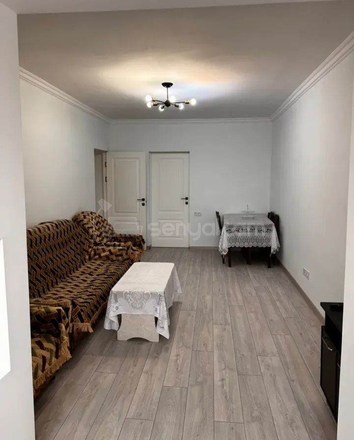 2 Սենյականոց Բնակարան Քարե Շենքում, 58քմ, 3/5 հարկ, Կապիտալ Վերանորոգված, Կահավորված