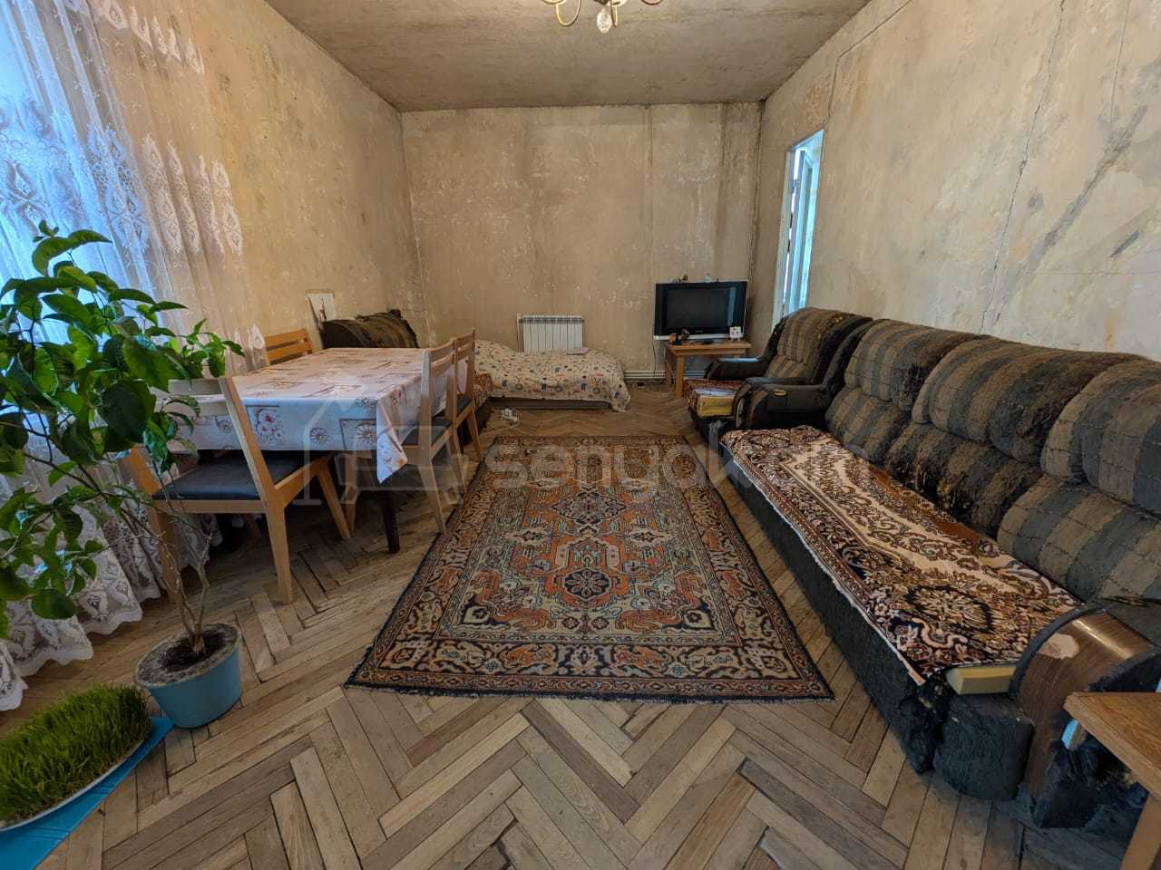 2 Սենյականոց Բնակարան Քարե Շենքում, 60քմ, 5/5 հարկ, Պետական Վիճակում